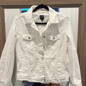 GAP Women's Classic White Jean Jacket